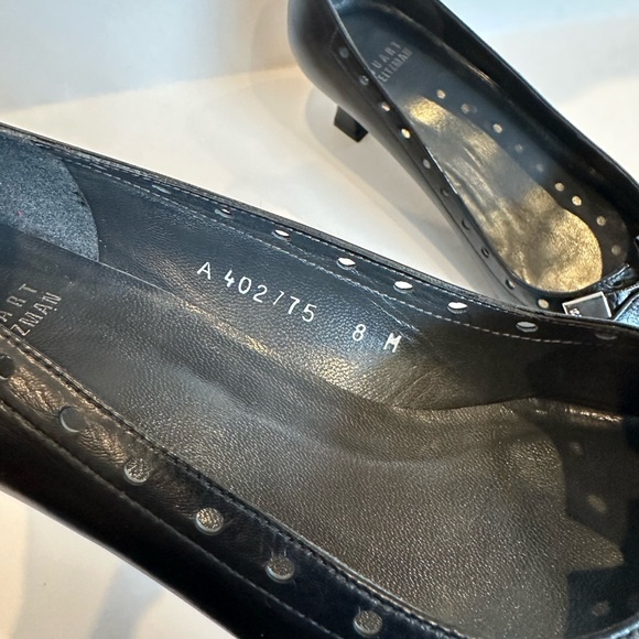 Stuart Weitzman Women's Black Leather Pumps - Picture 4 of 7
